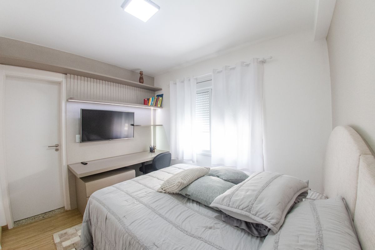 Quarto decorado pronto para o anúncio